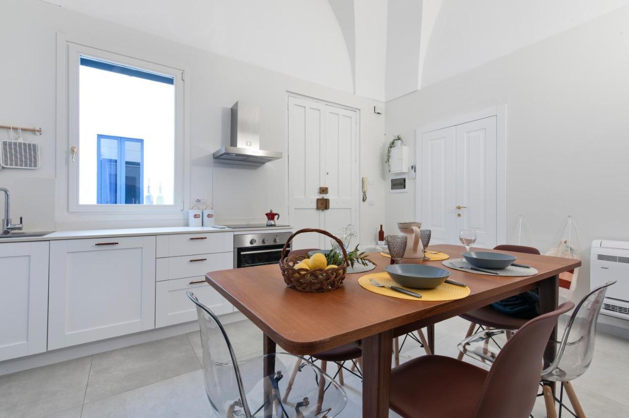 La Galla House - Sit Apartment Лече Екстериор снимка